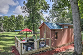 Tiny Home in Hayesville with Deck Near Trails!